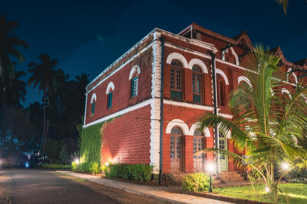 Sawantwadi Palace Boutique Art Hotel Exterior foto