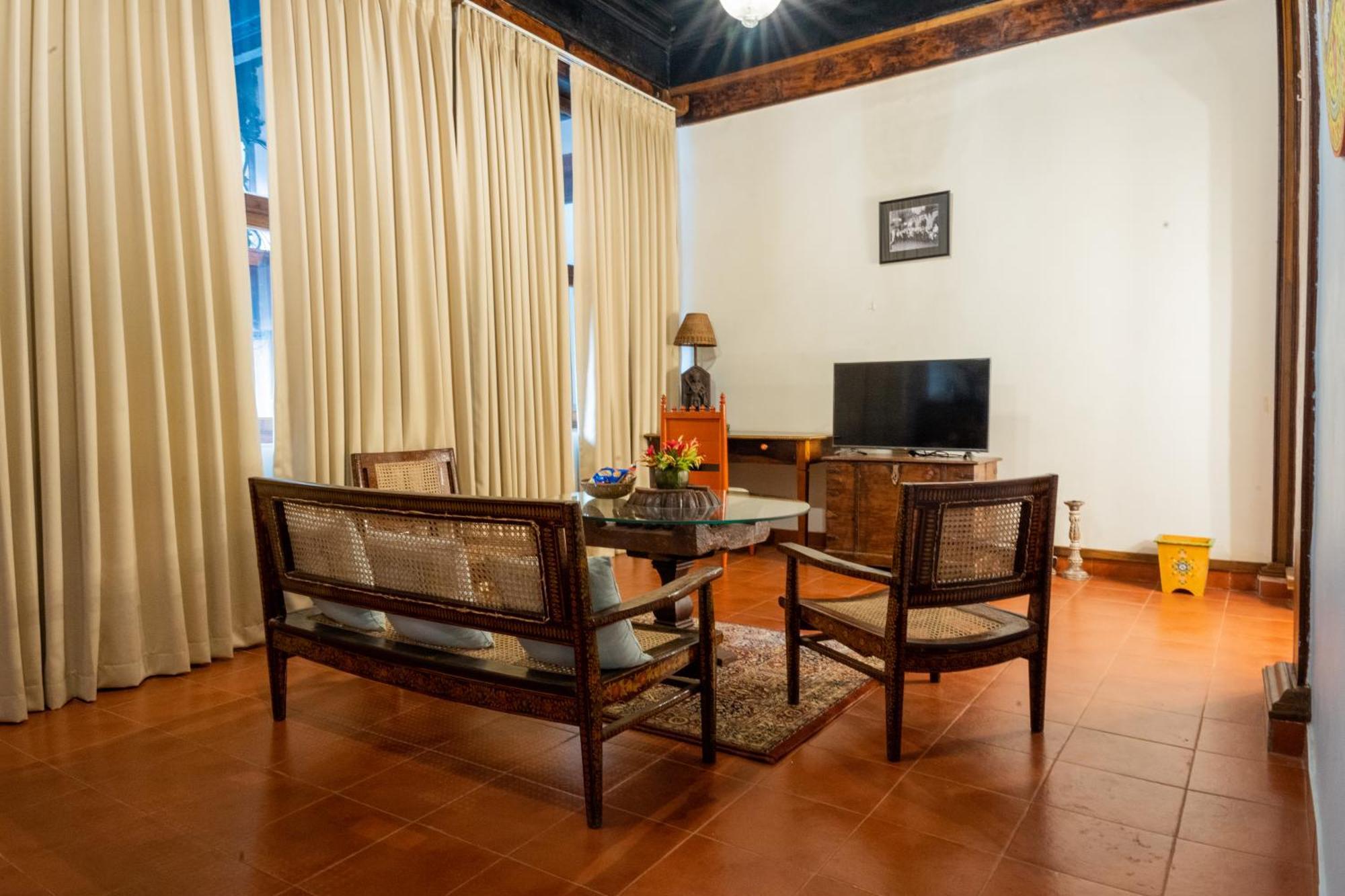 Sawantwadi Palace Boutique Art Hotel Exterior foto